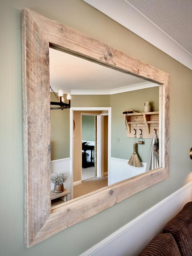 Rustic Reclaimed Wood Mirror – Handcrafted Wooden Frame
