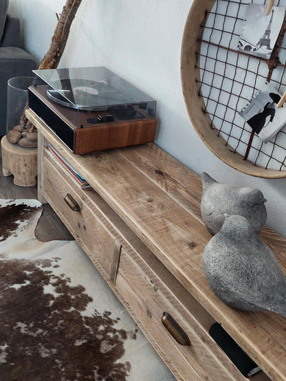 Rustic Reclaimed Wood TV Stand / Wooden TV Unit with Shelf / Vintage-Inspired Console with Storage for Living Room & Bedroom